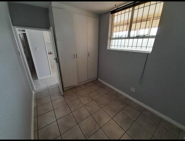 1 BEDROOM PROPERTY TO RENT IN LOEVENSTEIN